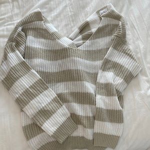 Polly Sweater with twist on back